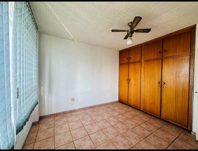 2 BEDROOM APARTMENT FOR SALE IN MONTCLAIR